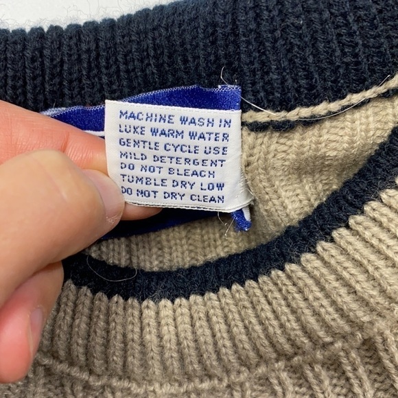 Honors Vintage Compass Sweater - Picture 4 of 8